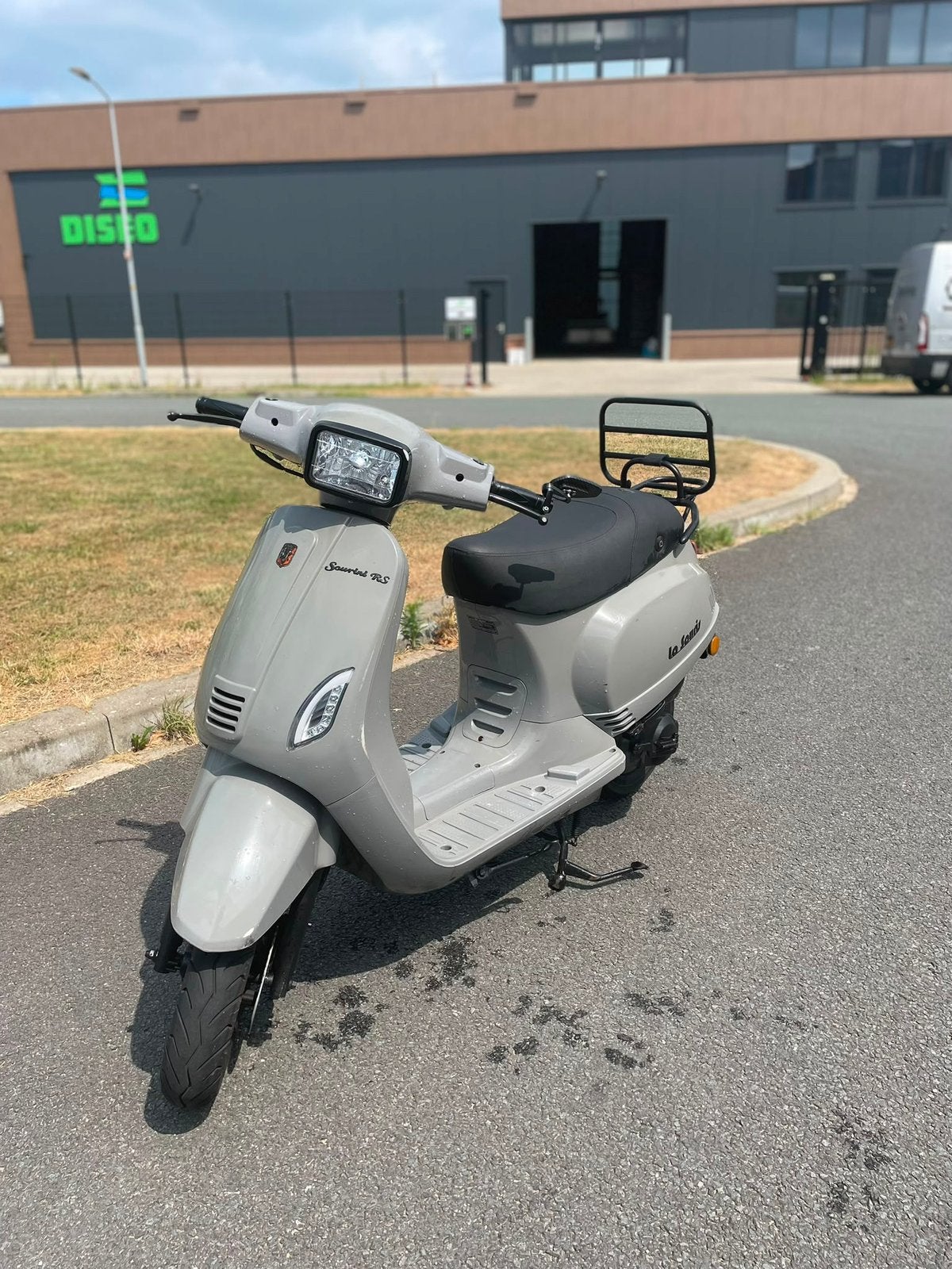 Mooie scooter, Zo goed als nieuw, Benzine, Ophalen, Overige merken