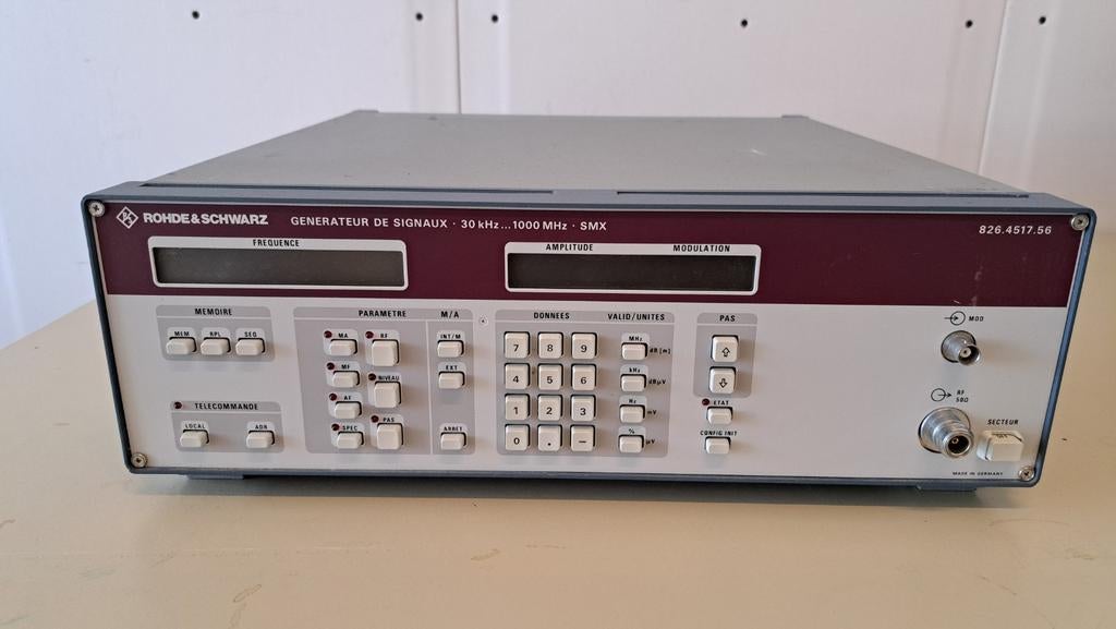 Rohde & Schwarz SMX Meetzender, Signaal-generator, Telecommunicatie, Zenders en Ontvangers, Ophalen, Refurbished, Zender