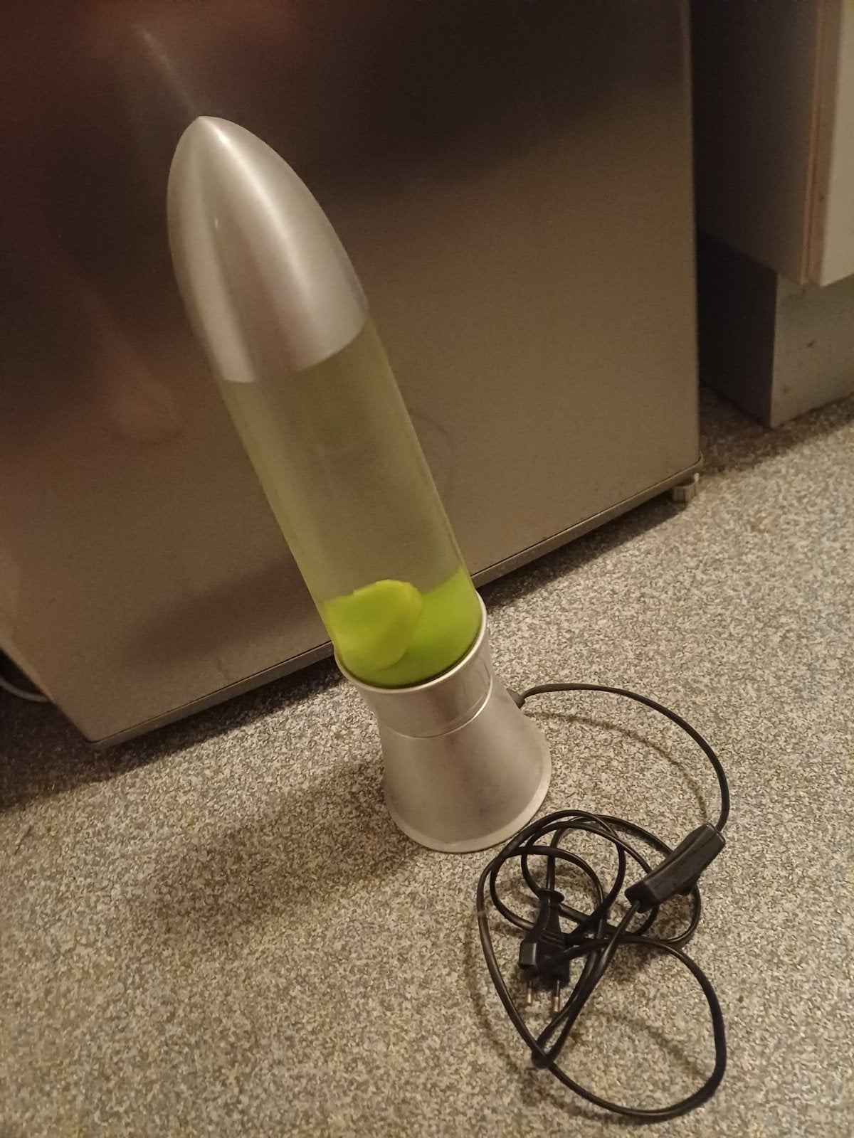 Retro lavalamp met groene vloeistof, Metaal, Gebruikt, Meerkleurig, Ophalen of Verzenden