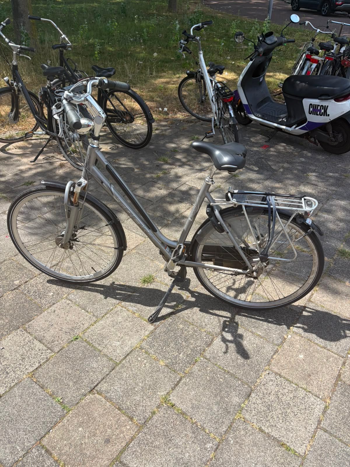 Trek 28 inc dames fiets, Fietsen en Brommers, Fietsen | Dames | Damesfietsen, Ophalen, Zo goed als nieuw, Overige merken