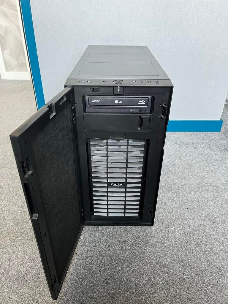 Fractal Design R5 PC-behuizing met Corsair RM650x PSU, Computers en Software, Computerbehuizingen, Gebruikt, Ophalen of Verzenden