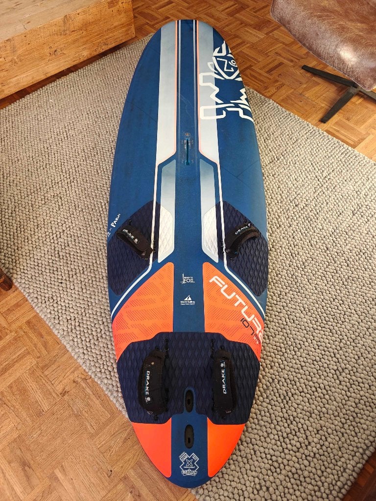 Starboard Futura 107L 2019 Carbon, Ophalen, Minder dan 250 cm, Zo goed als nieuw, Starboard