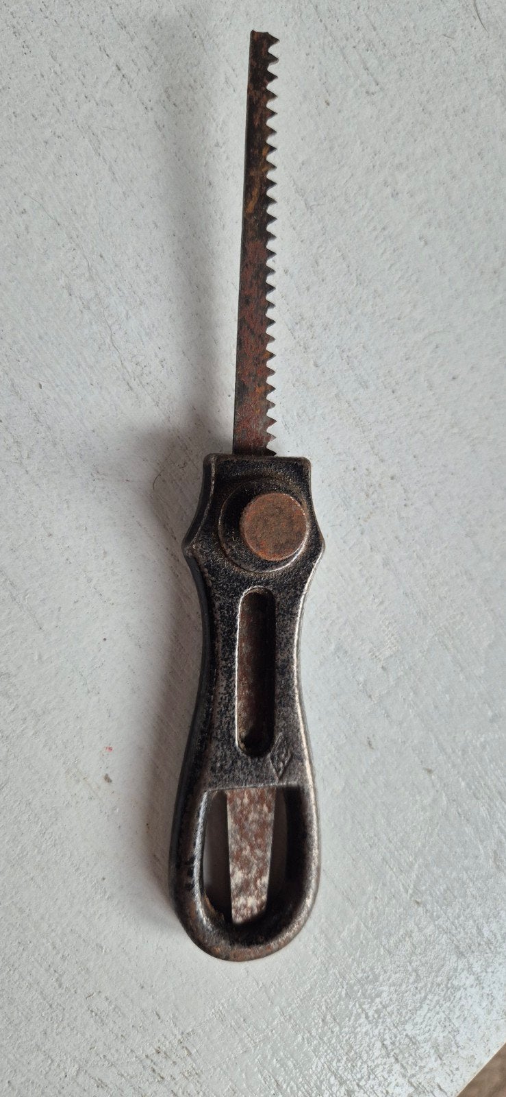 Oude handzaag met houten handvat, Ophalen of Verzenden, Gebruikt, Zaag, Overige merken