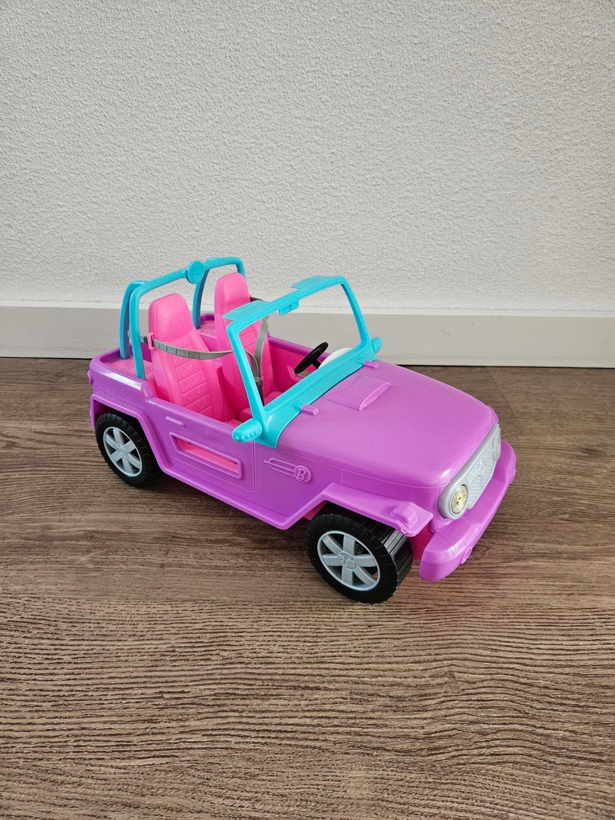 Barbie jeep, als nieuw, Ophalen of Verzenden, Zo goed als nieuw