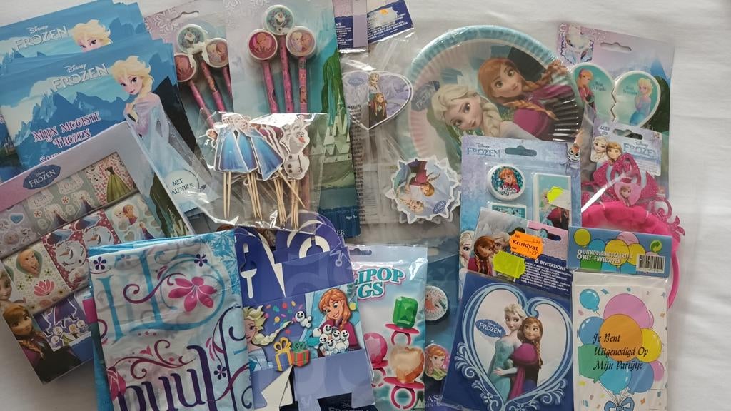 Pakket Frozen feestartikelen voor een succesvol kinderfeest, Ophalen of Verzenden, Zo goed als nieuw, Feestartikel, Verjaardag