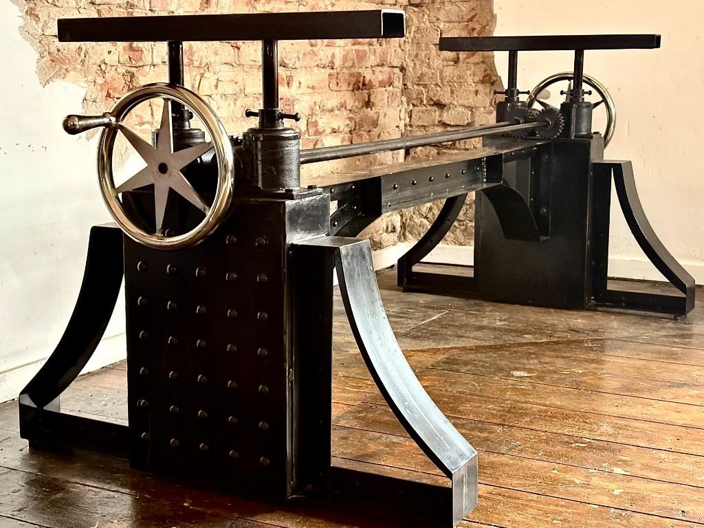 Verstelbaar opdraaibaar eet / bar tafel onderstel op maat, Overige materialen, Nieuw, Vijf personen of meer, 150 tot 200 cm