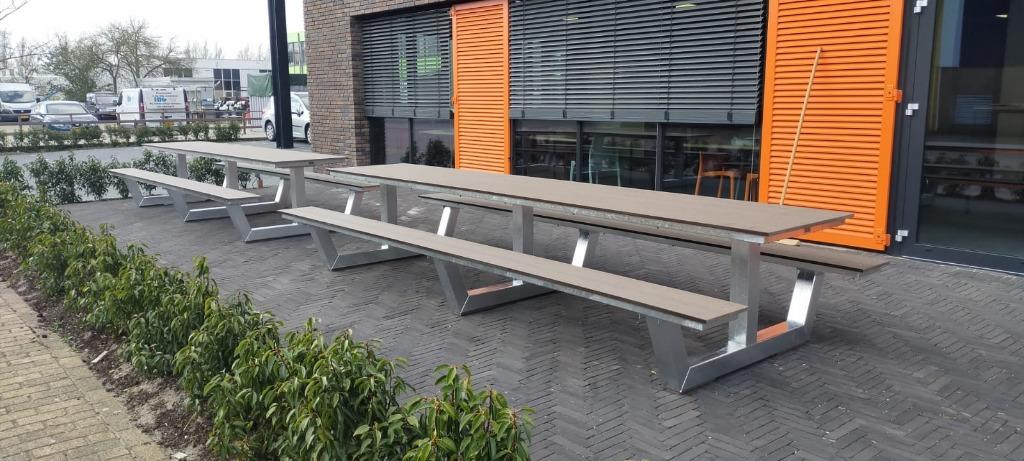 Picknicktafel 4 meter, duurzaam en onderhoudsarm., Tuin en Terras, Picknicktafels, Ophalen of Verzenden, Nieuw, Rechthoekig, Staal