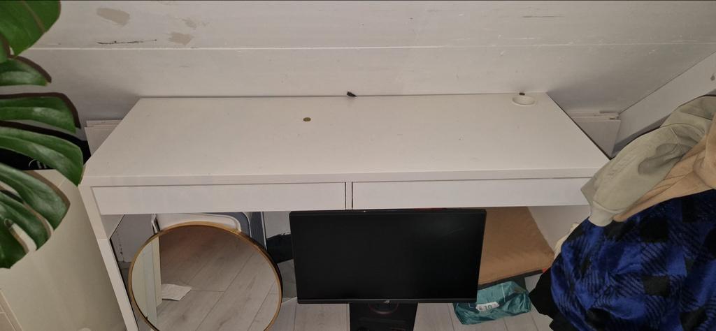 Ikea Bureau - Praktisch en Stijlvol!, Huis en Inrichting, Bureaus, Gebruikt, Ophalen