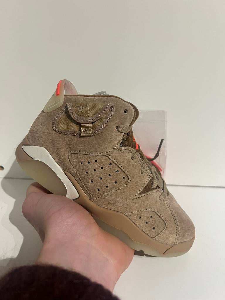 Nike Air Jordan 6 Travis Scott British Khaki (PS) maat 30, ., Jongen of Meisje, Schoenen, Nieuw