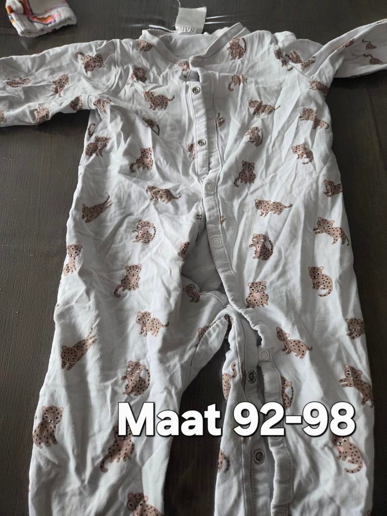 Leuke baby jumpsuit maat 92-98, Nacht- of Onderkleding, Jongen of Meisje, H&M, Ophalen of Verzenden