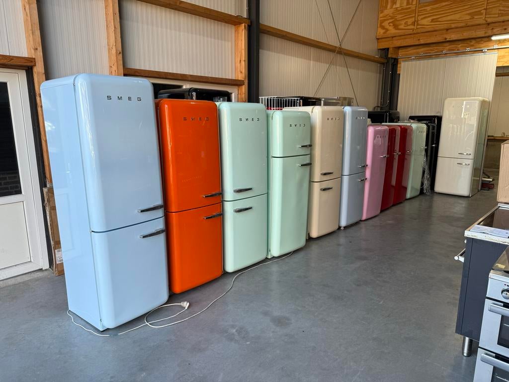 Smeg Koelkast - Retro Stijl, Witgoed en Apparatuur, Koelkasten en IJskasten, Gebruikt, Bella, 200 liter of meer, 60 cm of meer