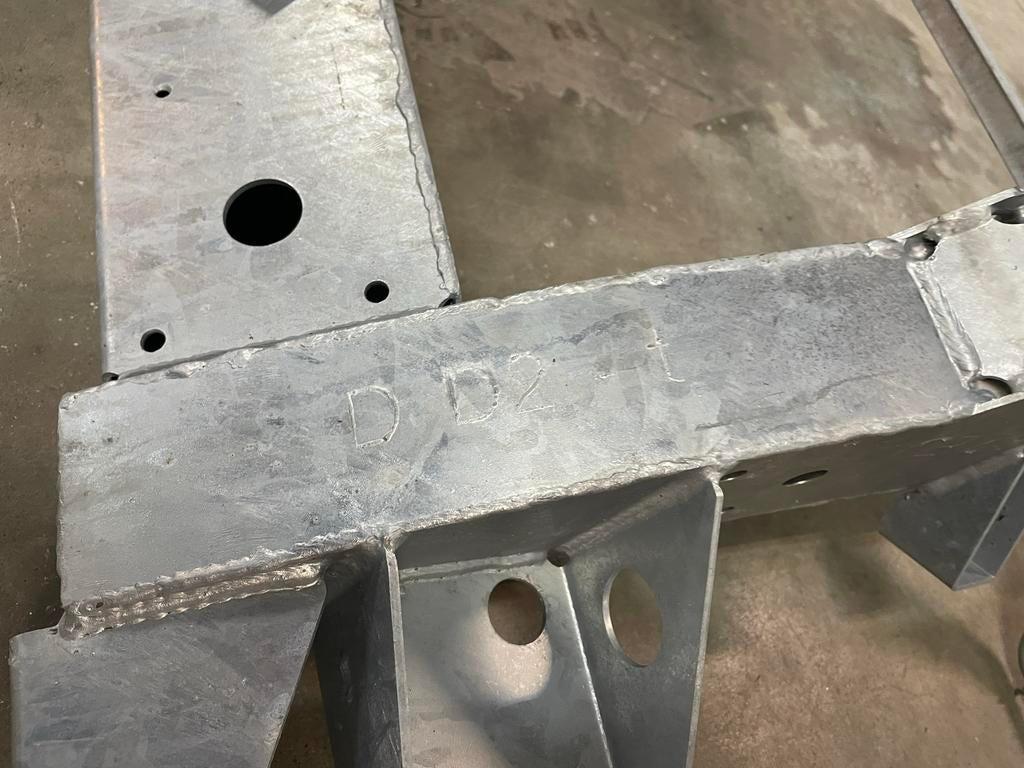 Land Rover discovery 2 , achterbalk/crossmember chassis, Auto-onderdelen, Ophanging en Onderstel, Ophalen of Verzenden, Nieuw