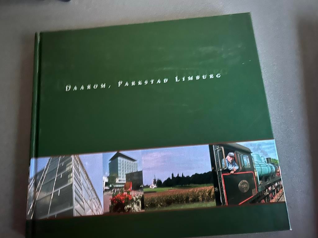 Boek: Daarom, Parkstad Limburg, Ophalen of Verzenden, Zo goed als nieuw
