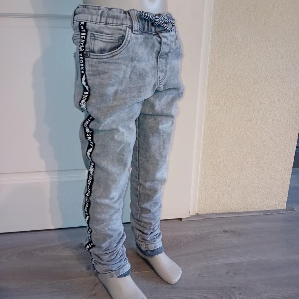 Stoere gevoerde jeans maat 134, Ophalen of Verzenden, Zo goed als nieuw, Jongen, Broek