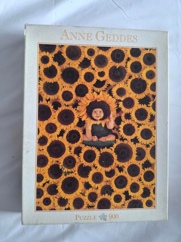 Anne Geddes Zonnebloem Puzzel - 900 stukjes, Ophalen of Verzenden, 500 t/m 1500 stukjes, Zo goed als nieuw, Legpuzzel