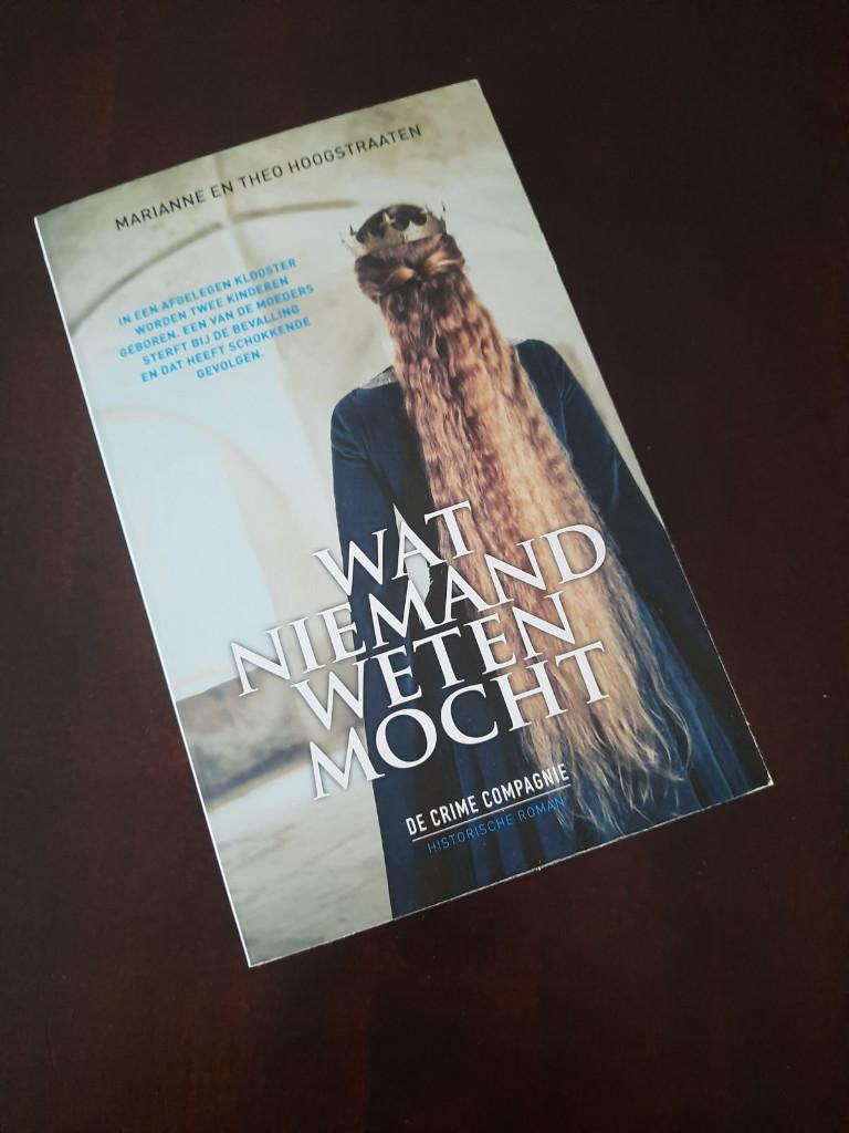 Marianne en Theo Hoogstraaten - wat niemand weten mocht, Boeken, Thrillers, Zo goed als nieuw, Ophalen of Verzenden