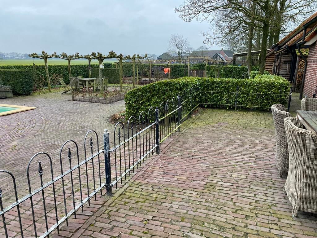 Sierhekwerk  85 cm hoog 17 meter lang, Tuin en Terras, Ophalen, Gebruikt, IJzer, Sierhekwerk