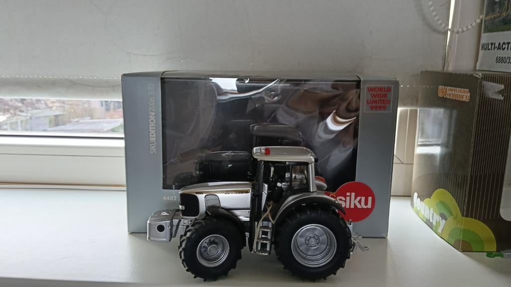 John Deere 6520 Siku Speciale Editie, Hobby en Vrije tijd, Modelauto's | 1:32, Ophalen of Verzenden, Zo goed als nieuw, Auto, Overige merken