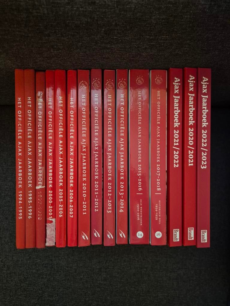 Collectie Ajax Jaarboeken 1994-2023, Boeken, Sportboeken, Ophalen, Zo goed als nieuw, Various, Balsport