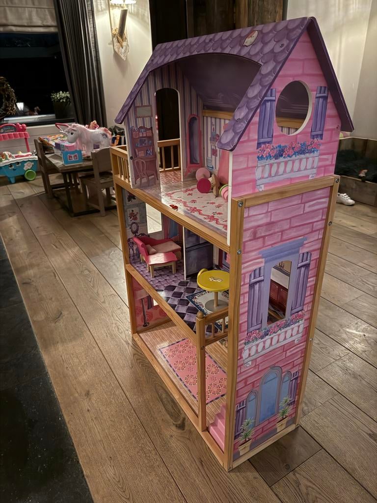 Groot KidKraft poppenhuis met accessoires, Ophalen, Gebruikt, Poppenhuis