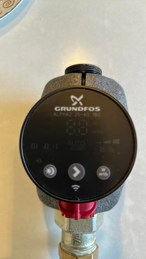 Circulatiepomp Grundfos Alpha2  25-40.  180, Doe-het-zelf en Verbouw, Verwarming en Radiatoren, Ophalen, Minder dan 30 cm, Overige typen