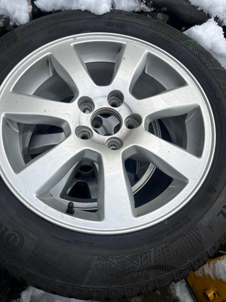 Volvo V70/S60/S80 2007-2016 Continental winterbanden!, Auto-onderdelen, Banden en Velgen, Ophalen, 16 inch, Banden en Velgen, Winterbanden