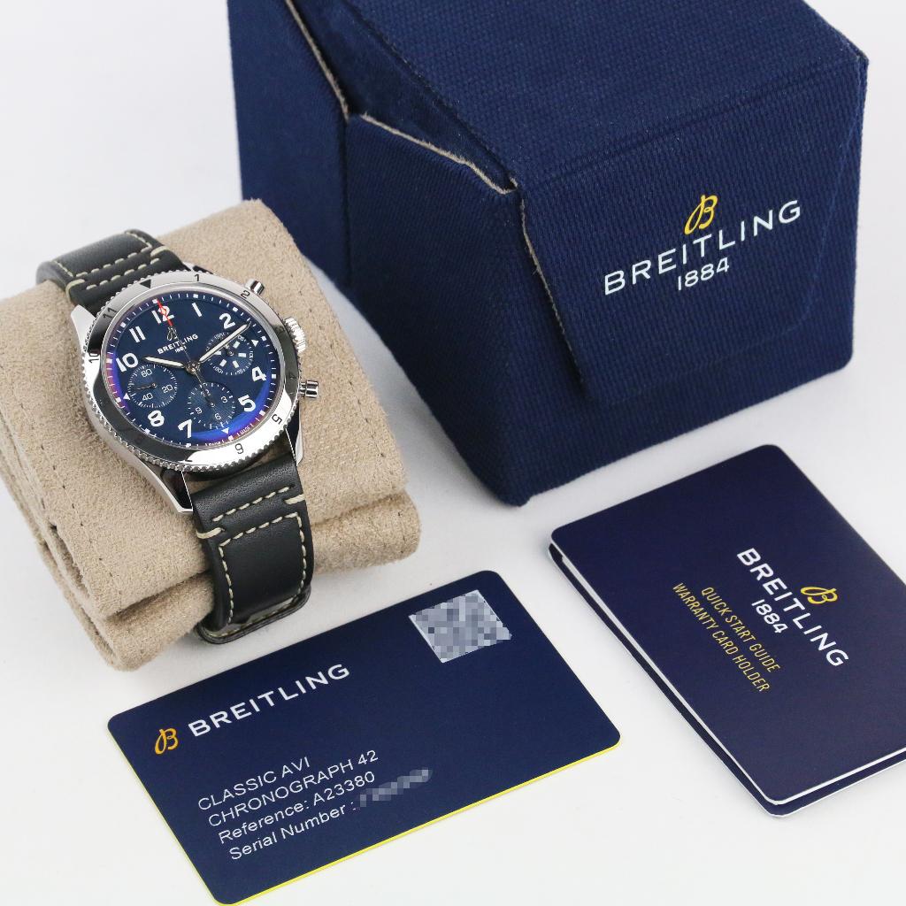 Breitling AVI Chronograph 42 (Zeer goed/ 2024), Leer, Staal, Breitling, Polshorloge