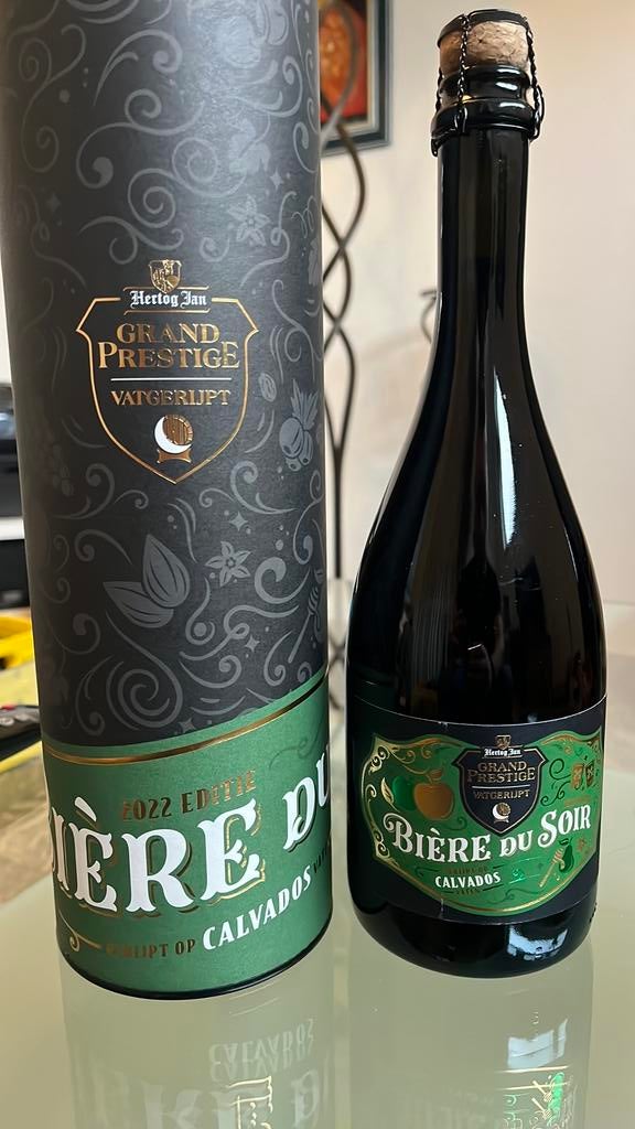 Hertog Jan Vatgerijpt 2022, Verzamelen, Biermerken, Ophalen, Zo goed als nieuw, Flesje(s), Hertog Jan