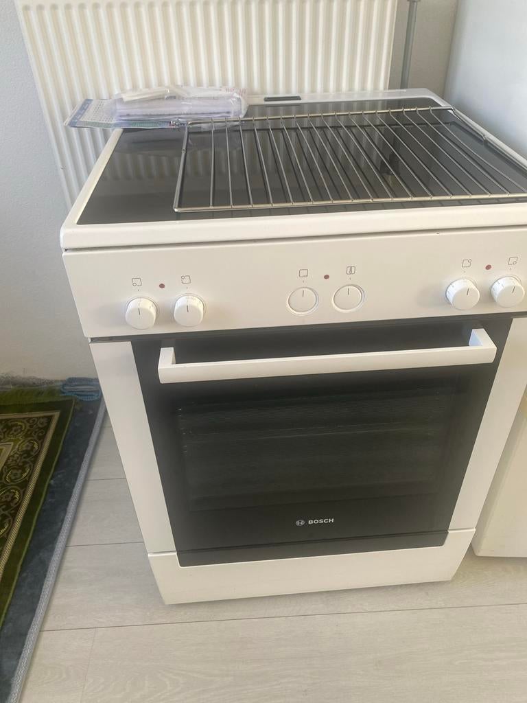 Bosch oven met elektrische kookplaat (), Hete lucht, Nieuw, Ophalen of Verzenden, Oven met grill