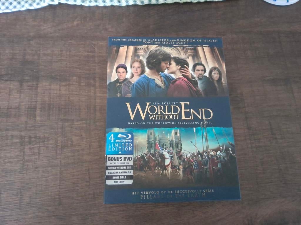 World Without End - Ken Follett Boxset Blu-ray, Cd's en Dvd's, Dvd's | Tv en Series, Boxset, Drama, Ophalen of Verzenden, Zo goed als nieuw