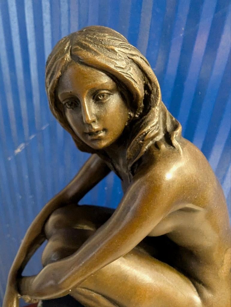 Bronzen beeld van een vrouw . Naakte sculpturen, Antiek en Kunst, Kunst | Beelden en Houtsnijwerken, Ophalen of Verzenden