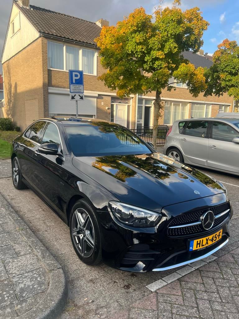Mercedes-Benz E-Klasse AMG pakket E300DE, Auto's, Mercedes-Benz, Automaat, Achterwielaandrijving, 4 cilinders, Zwart