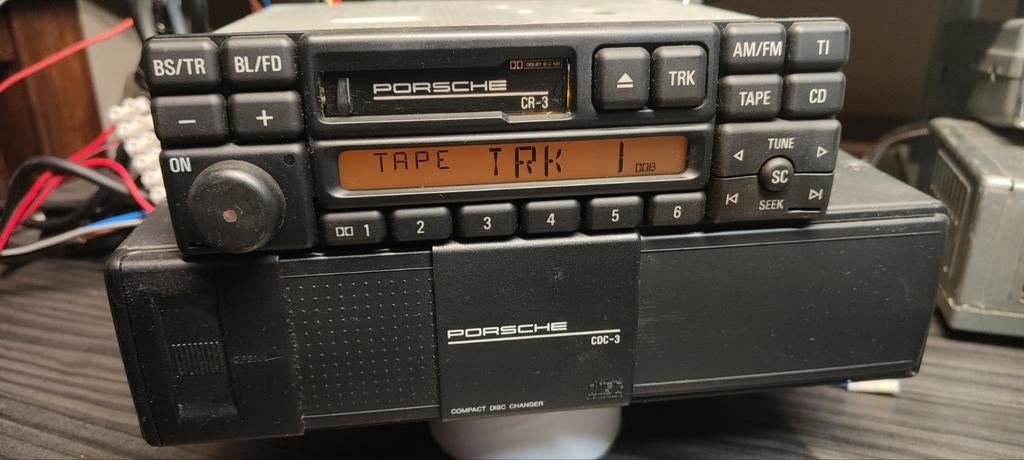 Porsche autoradio cassette met wisselaar, Ophalen of Verzenden