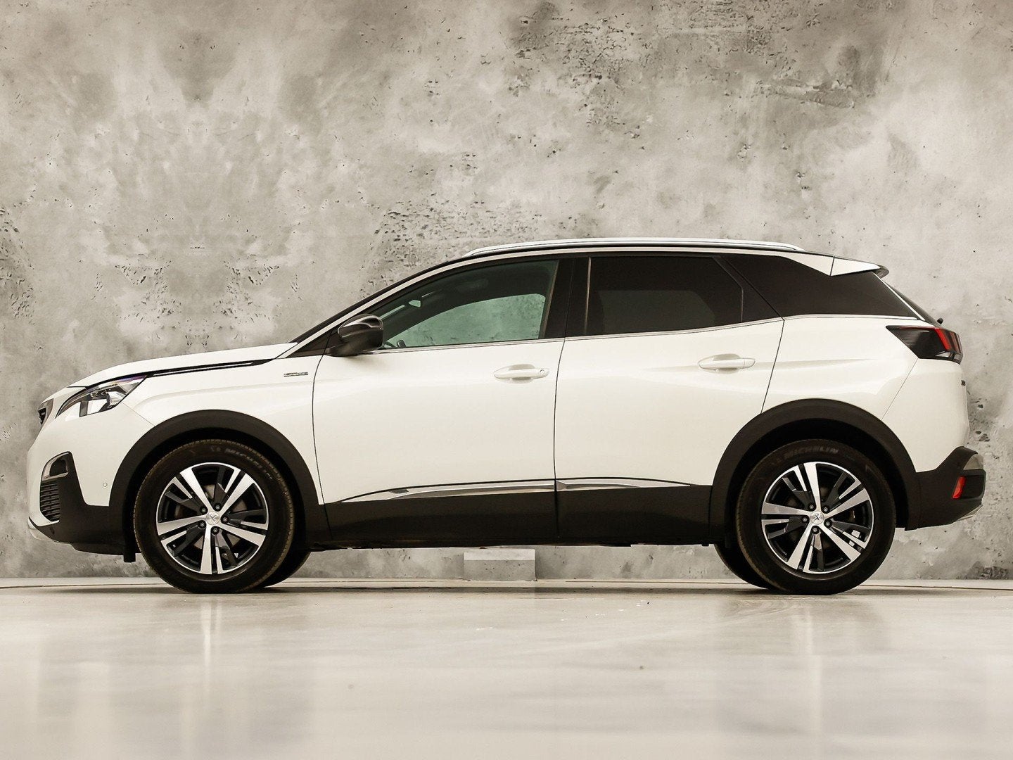 Peugeot 3008 1.6 e-THP GT Line 165Pk Automaat (APPLE CARPLAY, Auto's, 12 maanden, 4 cilinders, Leder en Stof, Wit