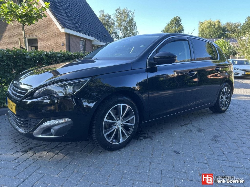 Peugeot 308 1.2 PureTech Blue Lease Premium, Voorwielaandrijving, Gebruikt, Euro 6, Origineel Nederlands