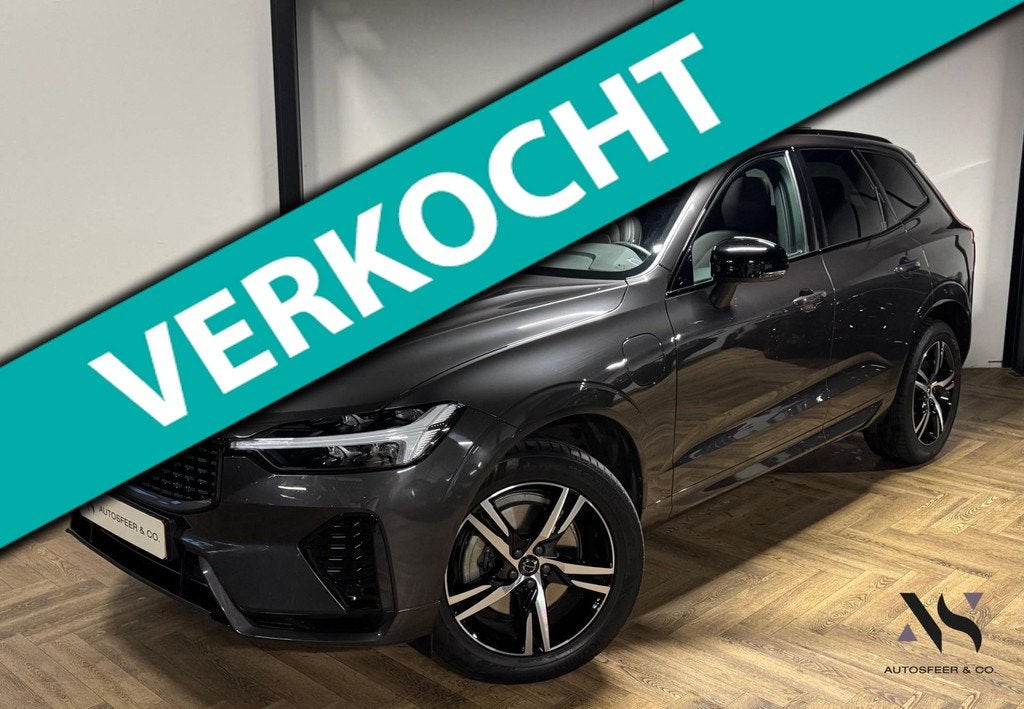 Volvo XC60 2.0 T6 Plug-in hybrid AWD R-Design PANO KEYLESS, Automaat, Gebruikt, Zwart, 1969 cc