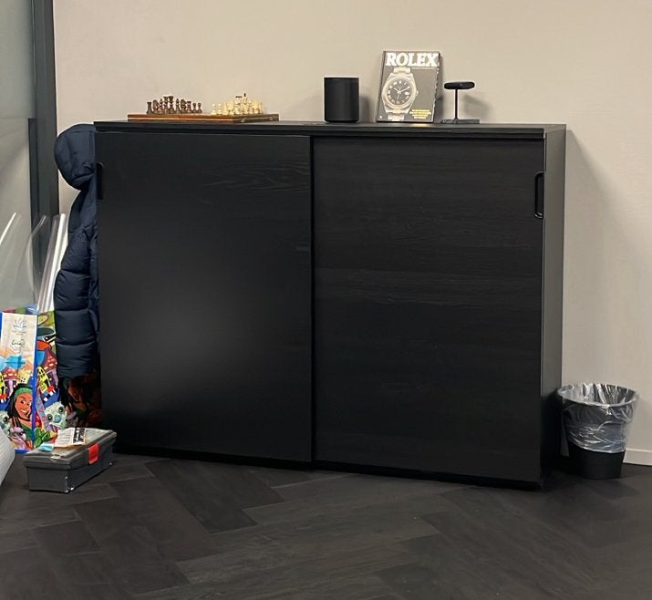 IKEA GALANT kast met schuifdeuren zwart + slot, Ophalen, Gebruikt, 150 tot 200 cm, 25 tot 50 cm