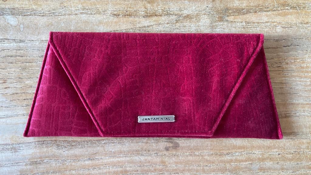 Jan Taminiau & KLM - red velvet clutch tasje, Sieraden, Tassen en Uiterlijk, Tassen | Damestassen, Ophalen of Verzenden, Zo goed als nieuw