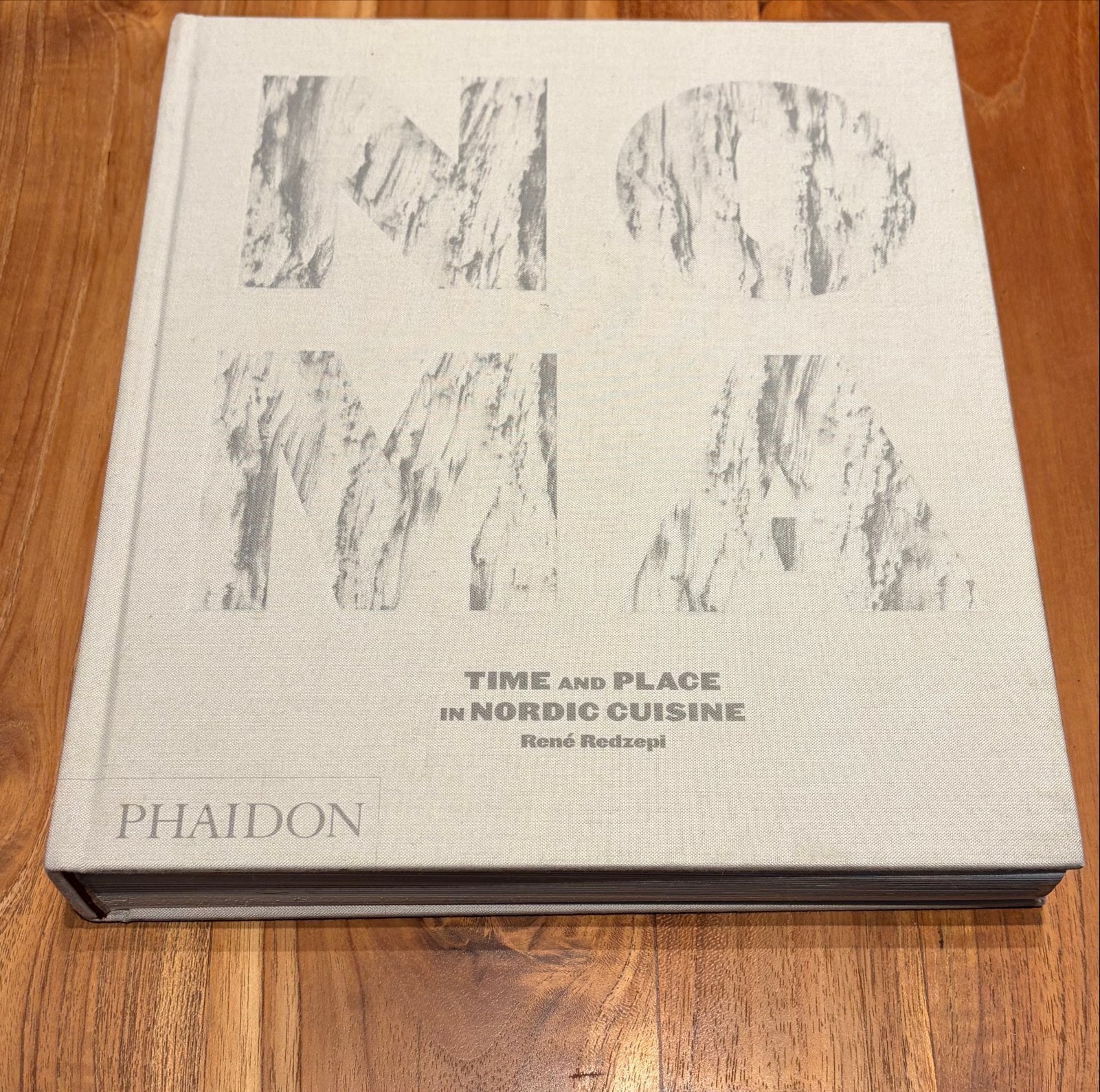 Noma: Time and Place in Nordic Cuisine - René Redzepi, Boeken, Kookboeken, Ophalen of Verzenden, Zo goed als nieuw, Europa, Hoofdgerechten
