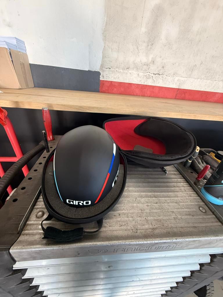 Giro TT helm met 2 vizieren - Splinternieuw!, Ophalen of Verzenden, Zo goed als nieuw, Overige maten, Heer of Dame