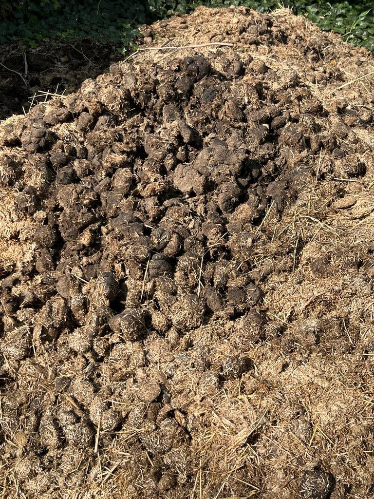 Paardenmest. Gratis af te halen!!!!, Ophalen, Tuinaarde