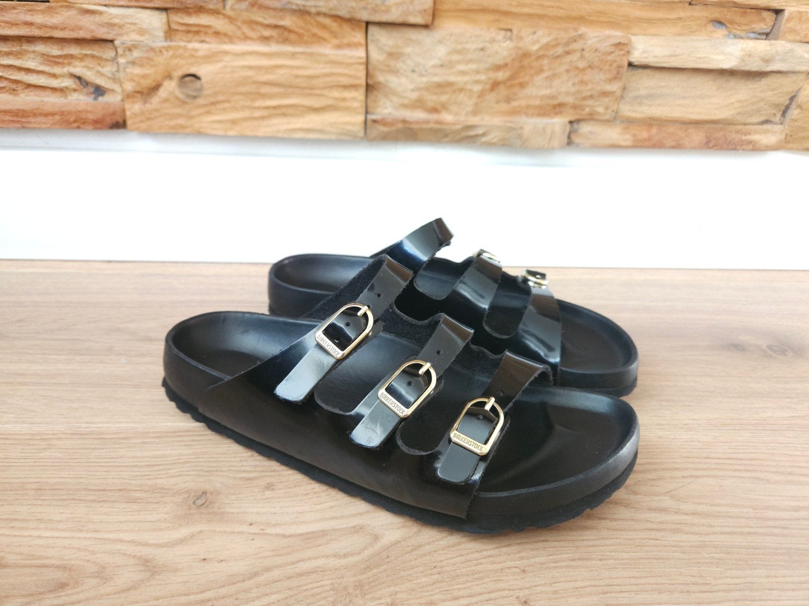 Birkenstock Florida Fresh maat 39 slippers sandalen
Home
/, Zwart, Zo goed als nieuw, Birkenstock, Sandalen of Muiltjes