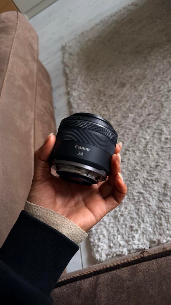 Canon EF 24mm f/1.8 Prime Lens, Audio, Tv en Foto, Fotografie | Lenzen en Objectieven, Ophalen, Zo goed als nieuw, Groothoeklens