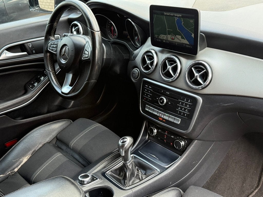 Mercedes-Benz CLA-klasse Shooting Brake 180 d Business Solut, Voorwielaandrijving, CLA, Gebruikt, 4 cilinders