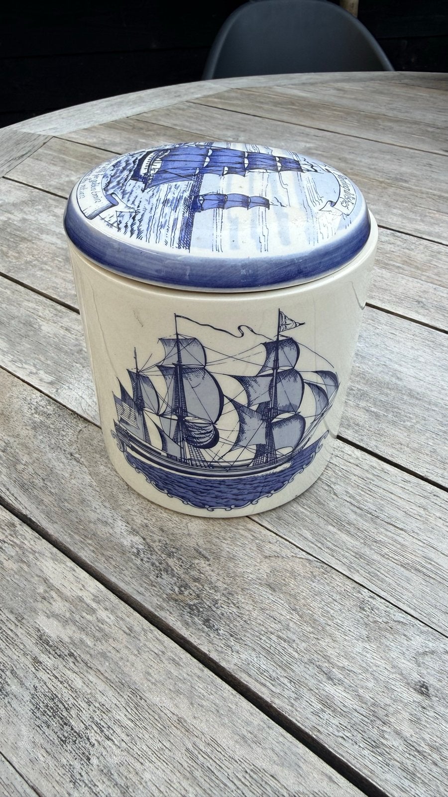 Delfts blauwe pot met schepen en deksel, Antiek en Kunst, Antiek | Keramiek en Aardewerk, Ophalen of Verzenden