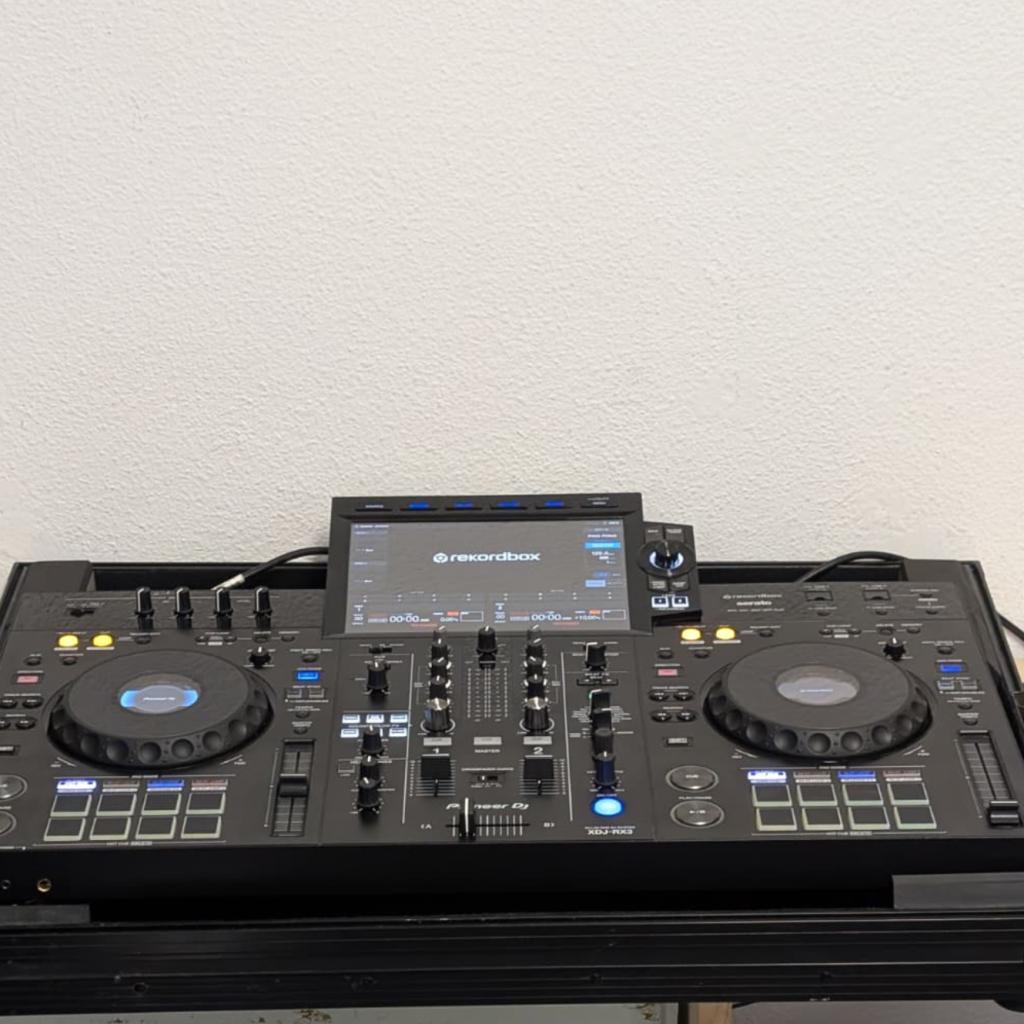 Pioneer DJ XDJ-RX3 Controller - Nieuwstaat + Flightcase, Ruilrijk, Zo goed als nieuw, Info@ruilrijk.nl, Neerstraat 60, 6041 KD Roermond