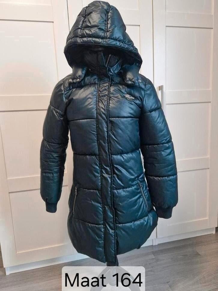 Vingino winterjas maat 164
Met afritsbare capuchon, Meisje, Ophalen of Verzenden, Zo goed als nieuw, Vingino