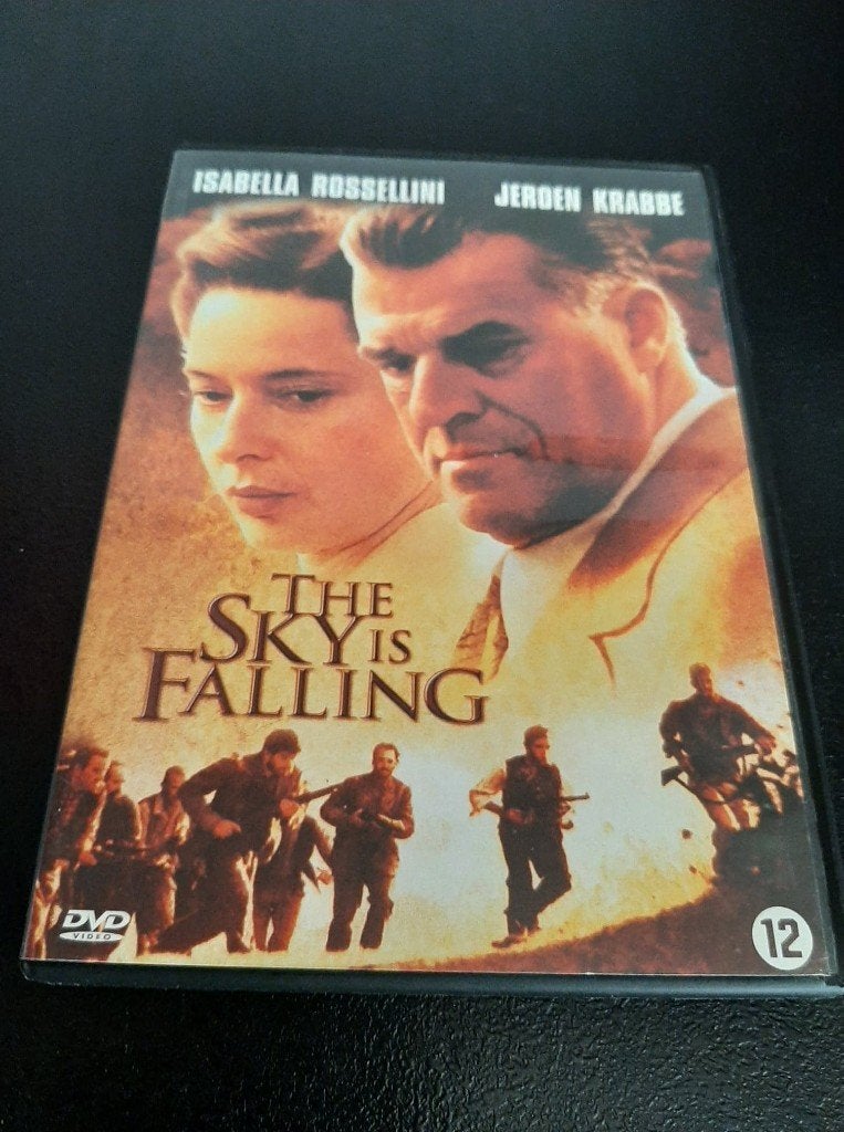 The sky is falling, Jeroen Krabbé, Isabella Rossellini!, Vanaf 12 jaar, Ophalen of Verzenden, Gebruikt, Waargebeurd drama