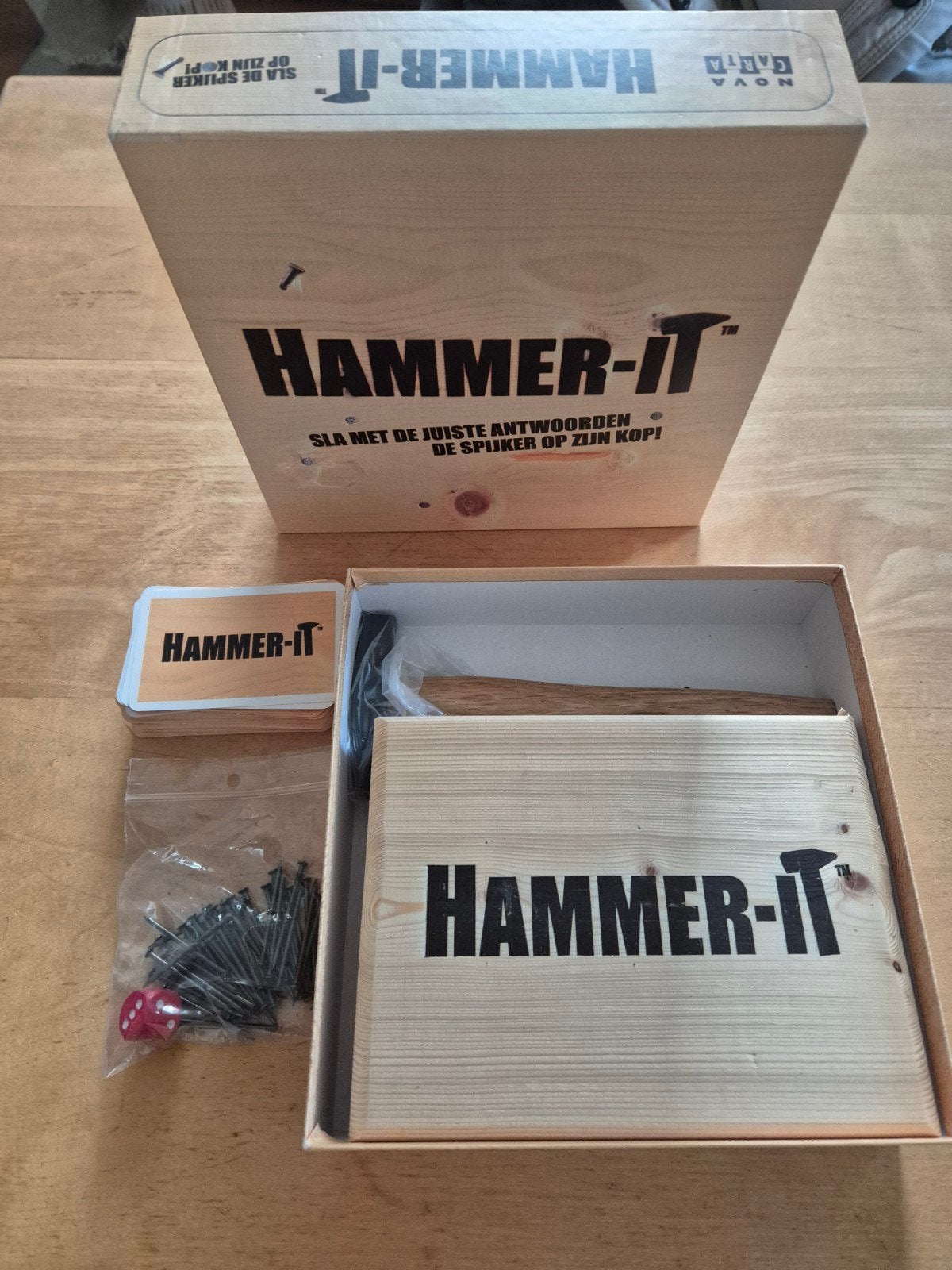Hammer-it partyspel (kaartspel), Hobby en Vrije tijd, Gezelschapsspellen | Kaartspellen, Ophalen of Verzenden, Nieuw