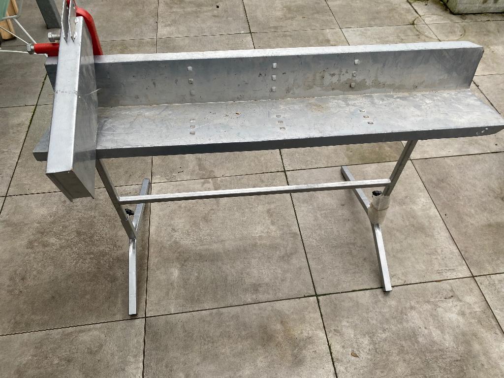 Zaagbok met kettingzaaghouder, Ophalen, 1200 watt of meer, 70 mm of meer